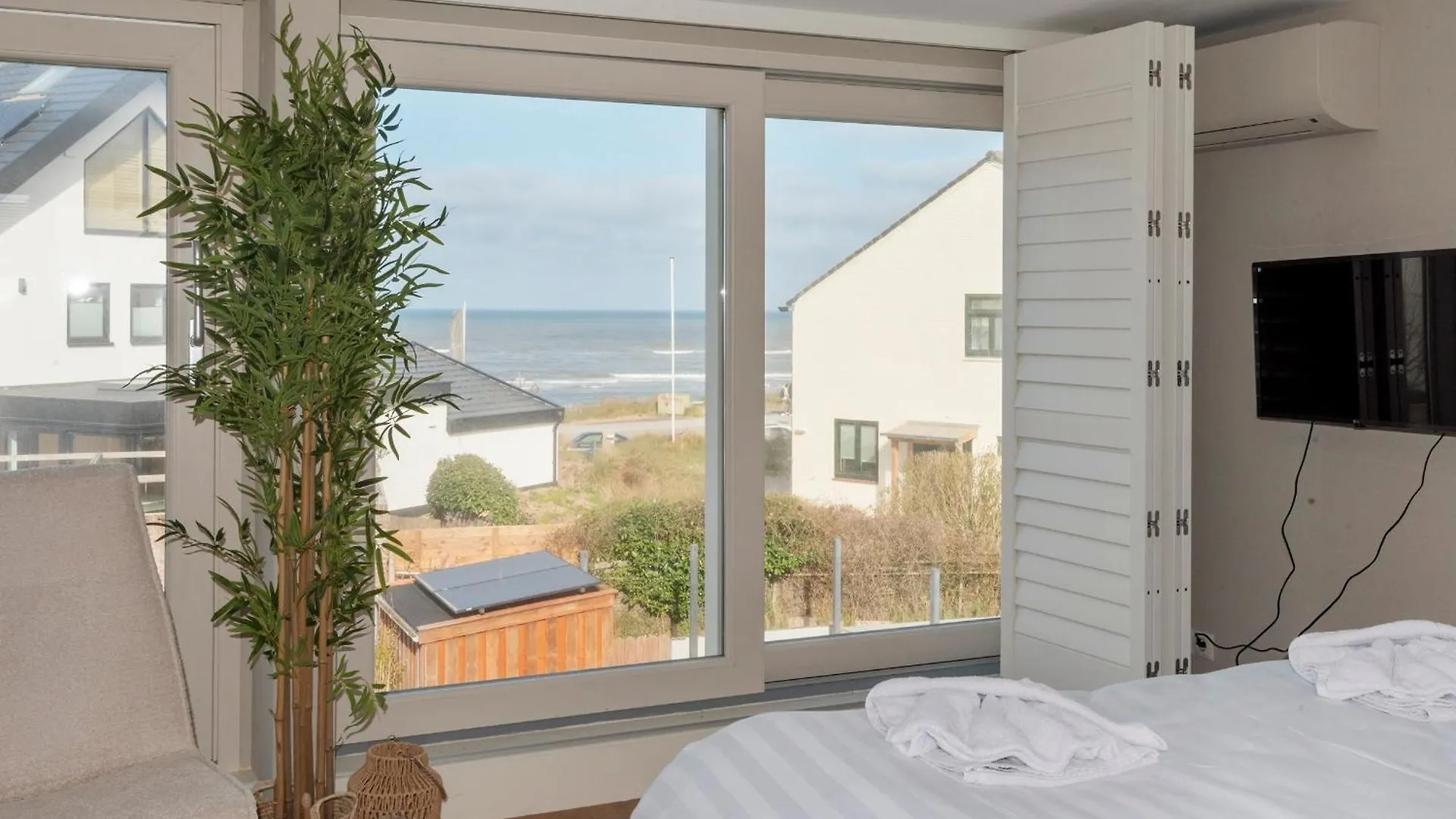 Coastal Inn 잔드보르트 아파트
