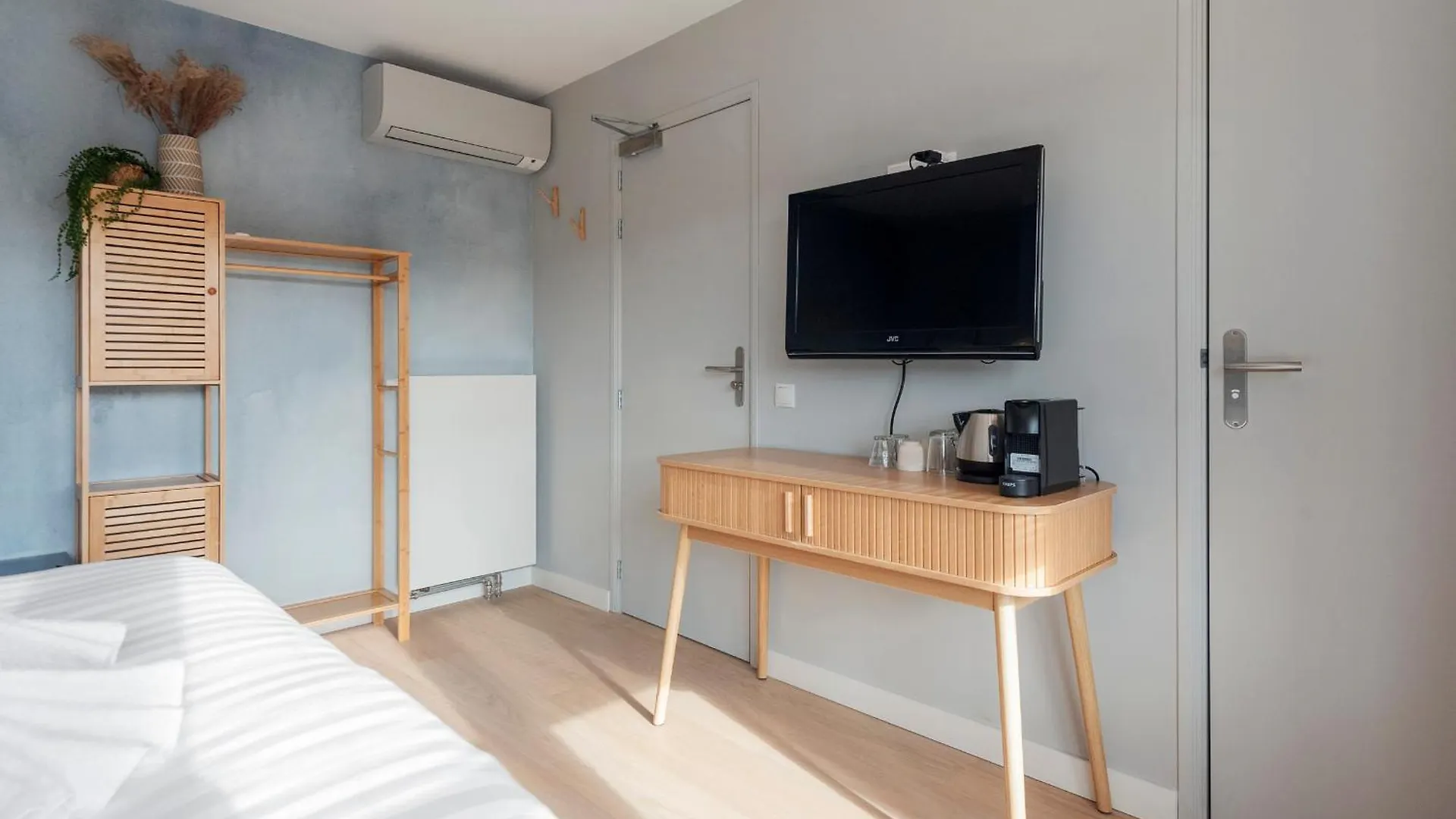 Coastal Inn 잔드보르트 0*,  네덜란드