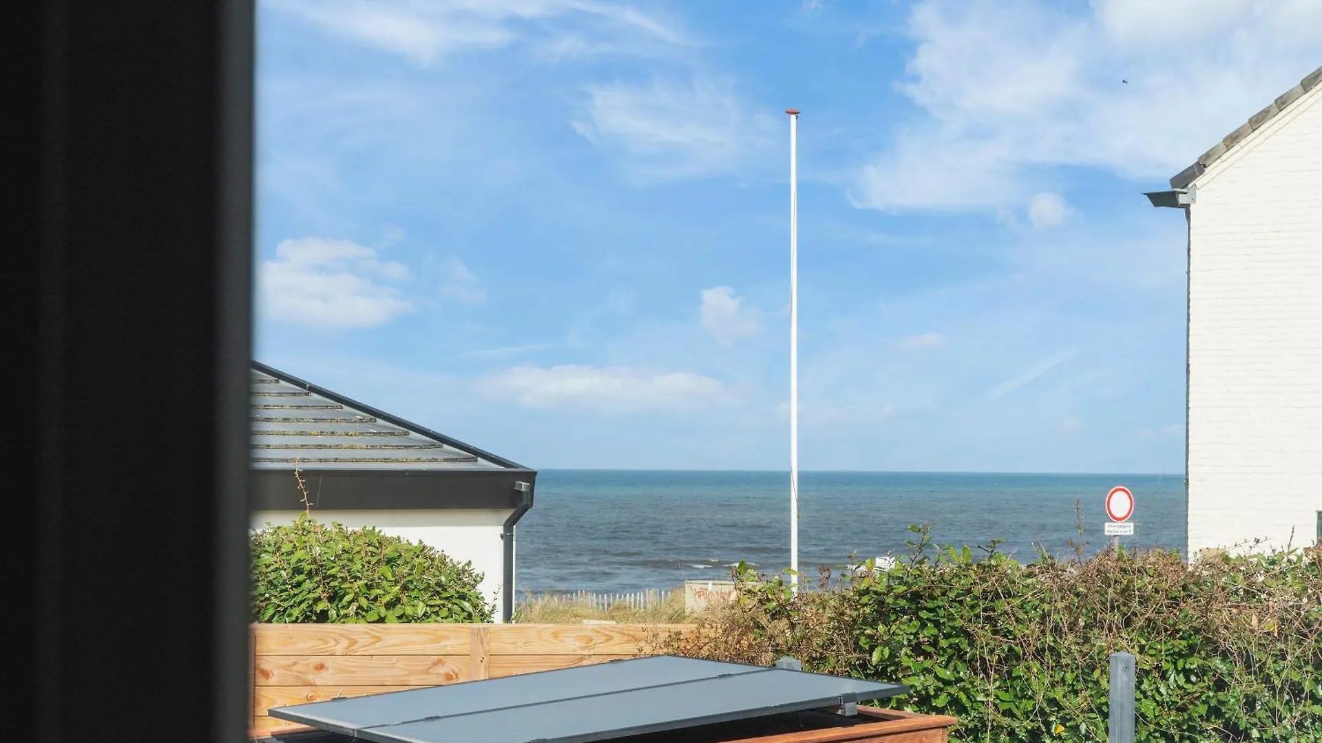Coastal Inn 잔드보르트 아파트